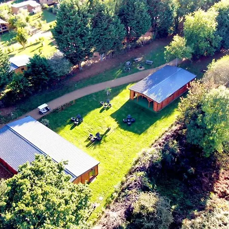 Glamping Terre & 4* Étables